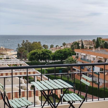 Seaview Apartment With Great Amenities & Facilities Benalmádena Esterno foto